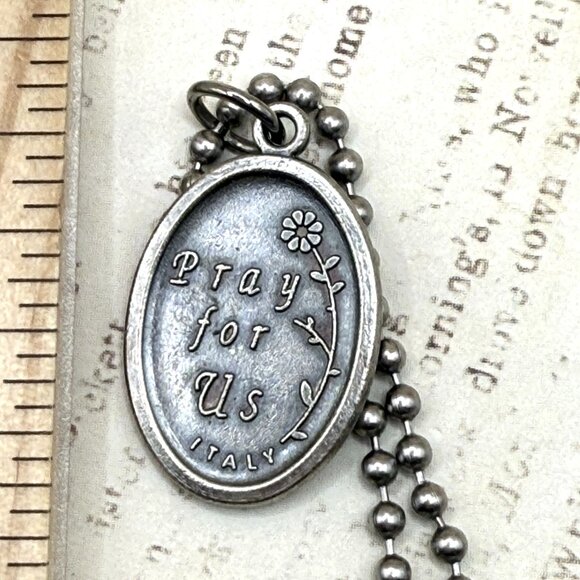 Vintage Old Silver Saint St Dymphna Crown and Sword Religious Medal Necklace - Picture 5 of 9